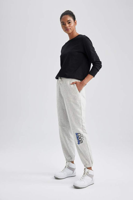 Длинные спортивные штаны стандартного кроя DeFactoFit с карманами фото 3