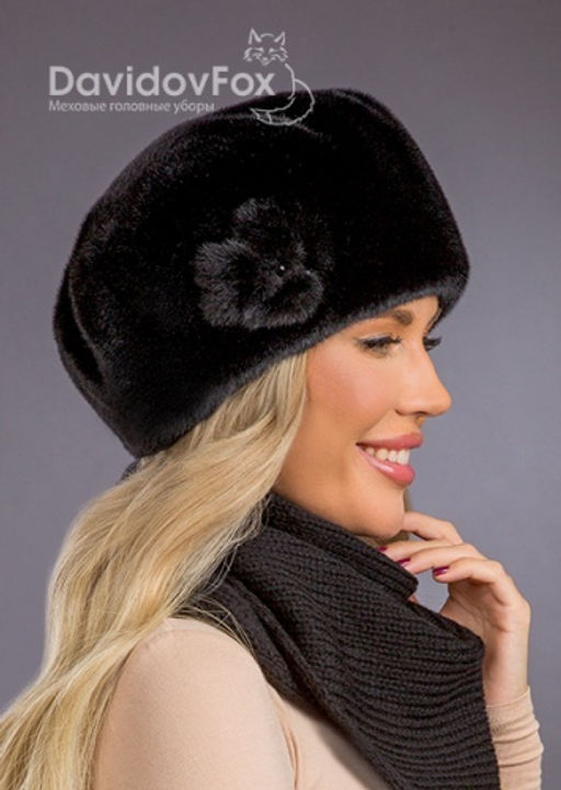 Шапка Берет экомех с украшением блэк