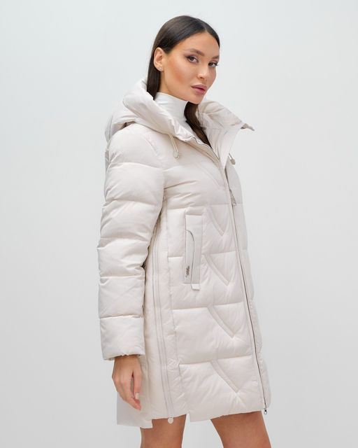 Куртка зимняя женская классическая с капюшоном бежевого цвета 7671B - Visdeer фото 4
