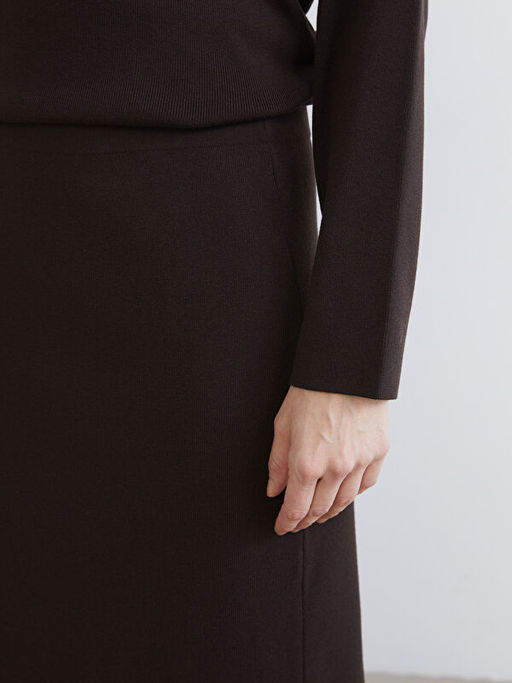 Beli Lastikli Triko Etek