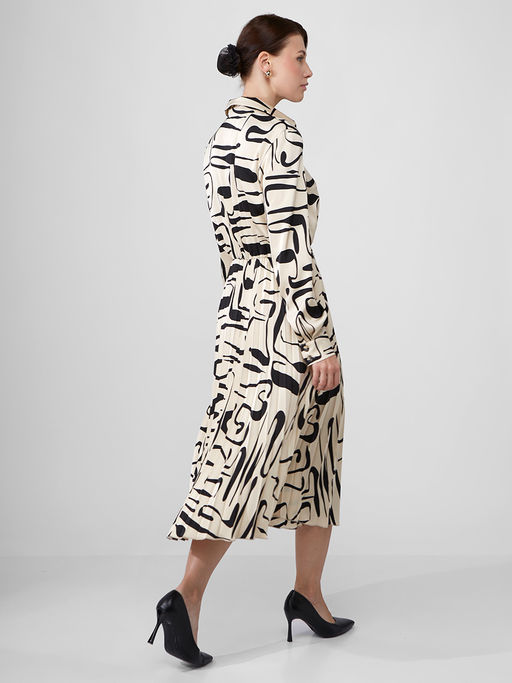 Платье из принтованной атласной ткани