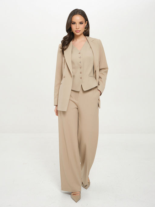 Жакет с фигурным краем борта