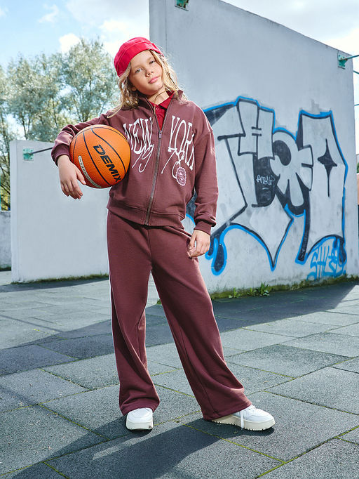 Толстовка для девочек коричневая