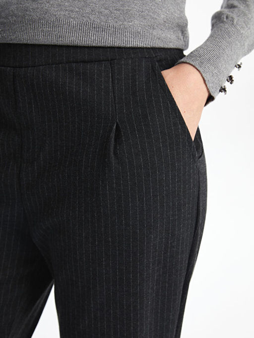 Beli Lastikli ?izgili Kad?n Pantolon