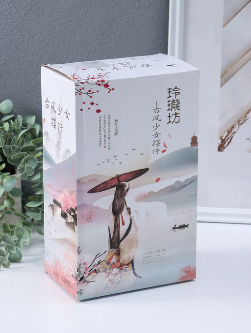 Фигурка светящаяся «Девочка в кимоно играет на музыкальном инструменте», полистоун, 3×AG3, 6.5×11.5×21 см