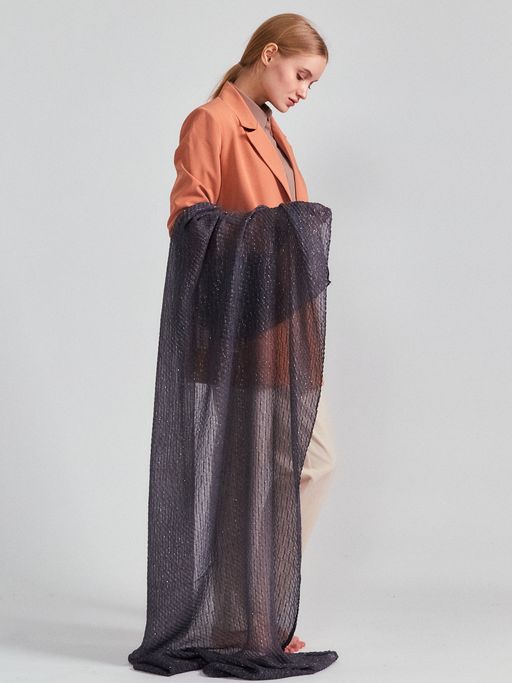 Большой,красивый палантин, выполненный из гофрированной ткани и украшенный тонкими нитями люрекса - Tantino фото 2