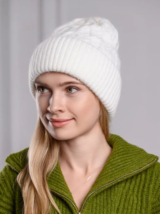 Теплая зимняя шапка бини из нежнейшей ангоры - Pretty mania фото 14