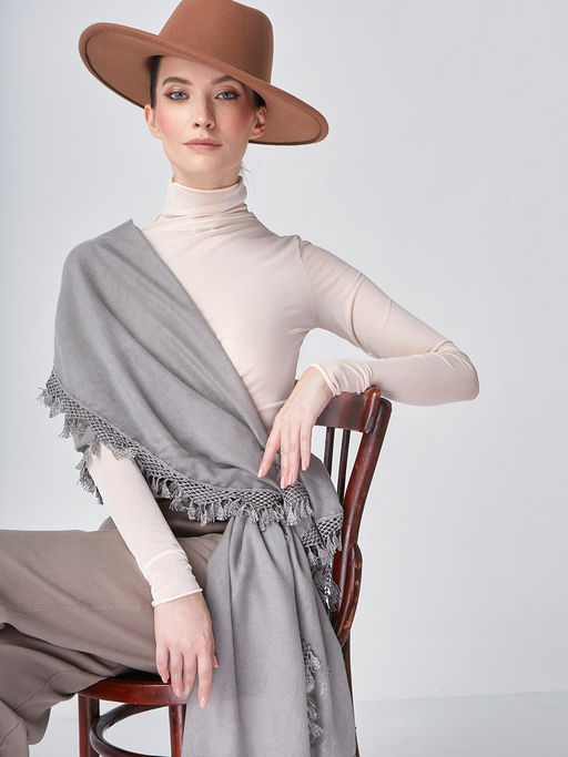 Большой, мягкий, тонкий и очень нежный двусторонний палантин с рисунком. - Tantino фото 2