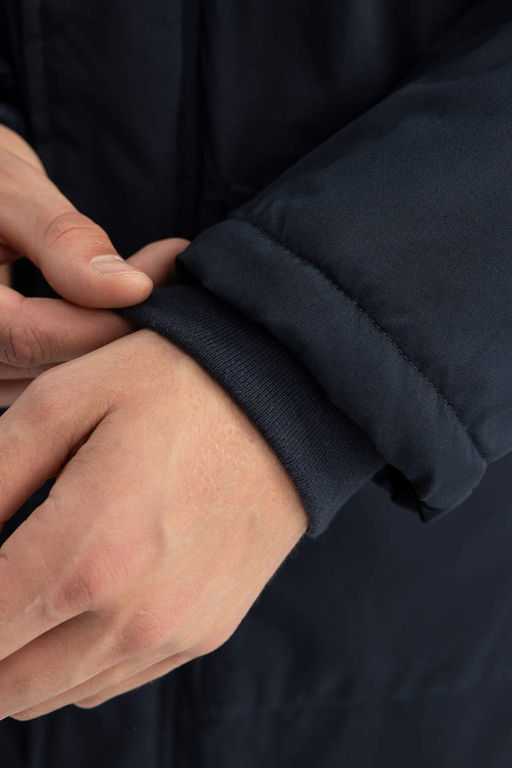 Водоотталкивающая парка из тафты из искусственного меха с капюшоном - Defacto фото 8