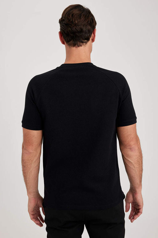 Базовая футболка Modern Fit с круглым вырезом и короткими рукавами - Defacto фото 4