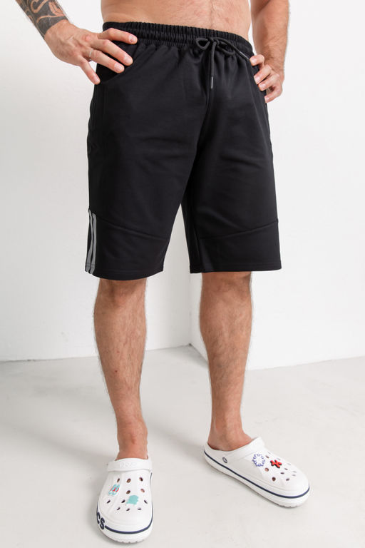 Спортивные шорты