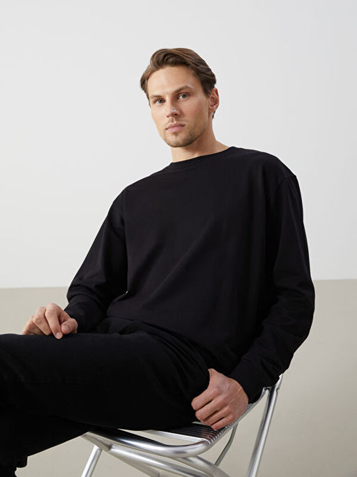Bisiklet Yaka Uzun Kollu Basic Erkek Sweatshirt