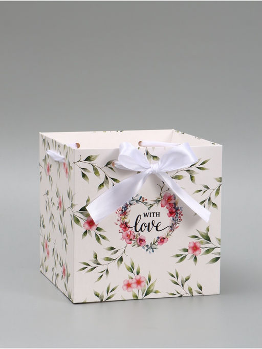 Цена за 5 шт. Коробка - переноска подарочная для цветов «С любовью», 19×19×19 см, с лентами