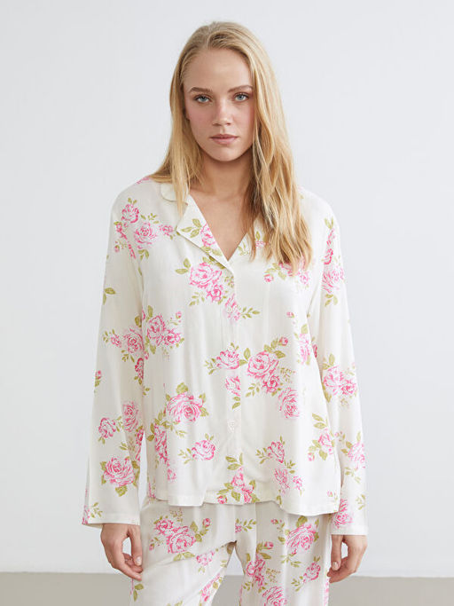 G?mlek Yaka ?i?ekli Kad?n Pijama Tak?m