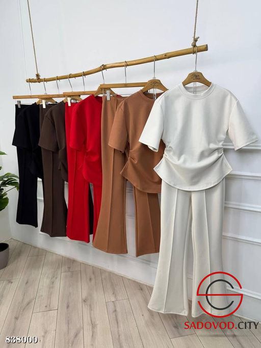 Женский костюм-двойка с расклешенными брюками - Bruno фото 5