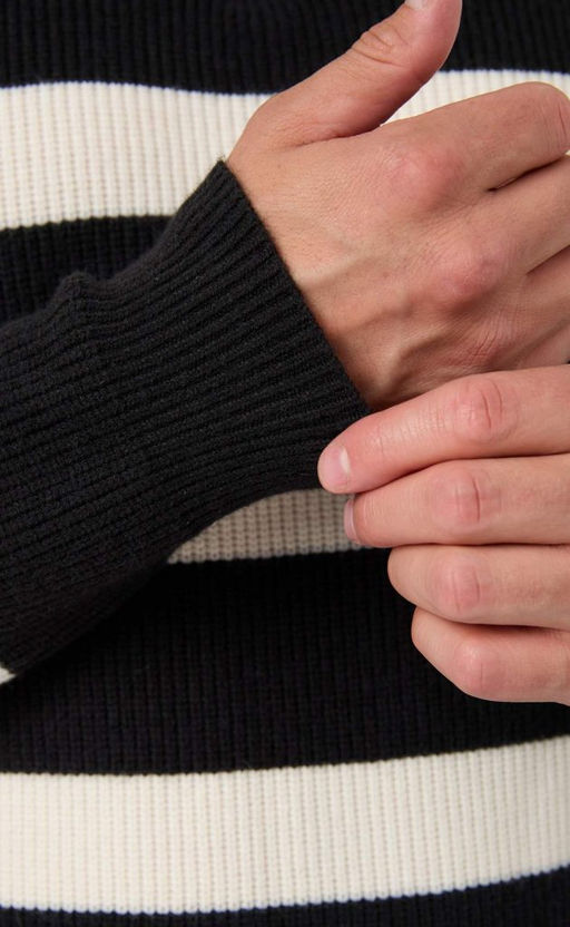 Джемпер F421-1545 black-white - Fine joyce фото 5