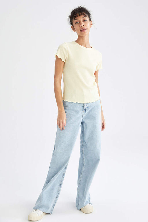 Базовая футболка с коротким рукавом приталенного кроя и круглым вырезом - Defacto фото 2