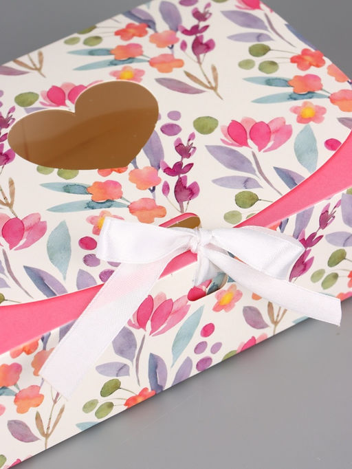 Цена за 5 шт. Подарочная коробка сборная с окном «Розовые цветы», 16.5×11, 5×5 см