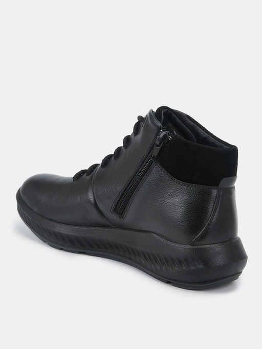 Кроссовки женские SHARM