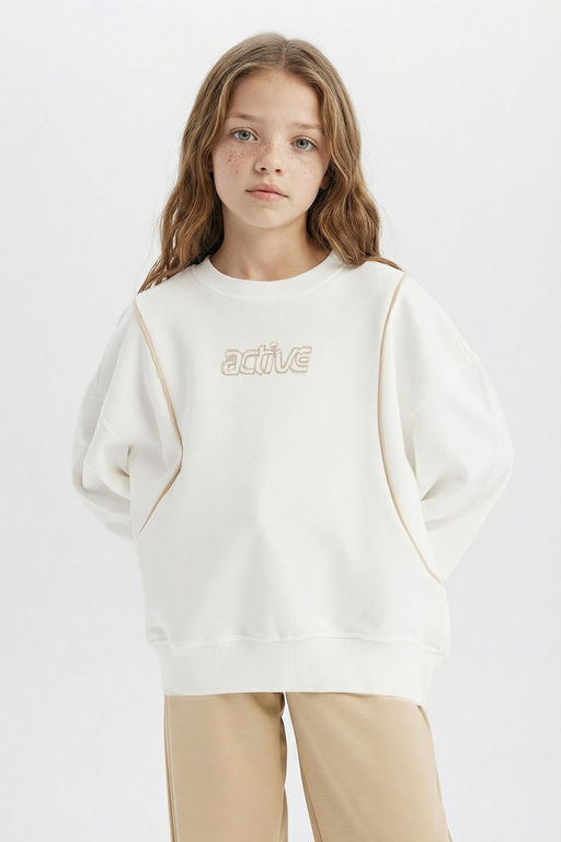 Oversize Geni_ Kal_p Bisiklet Yaka Bask_l_ Sweatshirt K_z _ocuk - Defacto фото 4