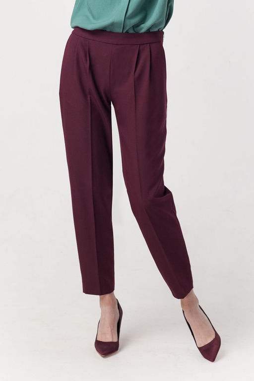 Брюки с завышенной посадкой и боковой застежкой