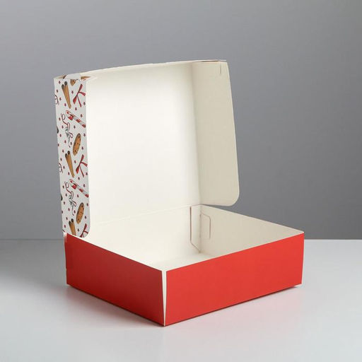 Цена за 5 шт. Упаковка для кондитерских изделий новогодняя Present, 20×17×6 см