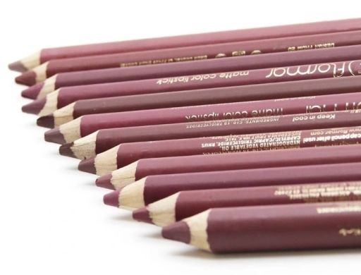 №04 Помада-карандаш 4-в-1 матовая водостойкая с точилкой Violette - No neme фото 2