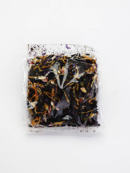 Подарочный набор «С 8 марта»: чайная пара, чай чёрный