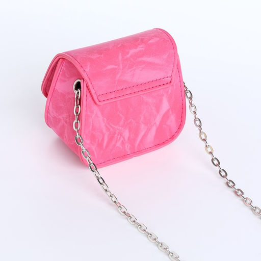 Сумка мини-клатч на магните, на длинной цепочке, розовая