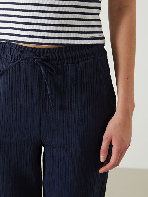 Beli Lastikli Dokulu Kad?n Pantolon