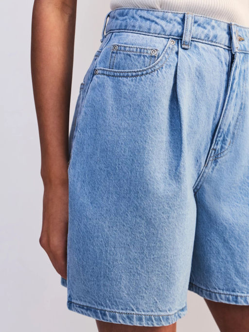 Джинсовые шорты со складками ZR2605092325-102 / Zarina