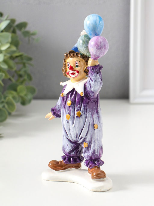 Сувенир полистоун "Клоун с воздушными шариками" сине-фиолетовый 10х6,5х19,5 см