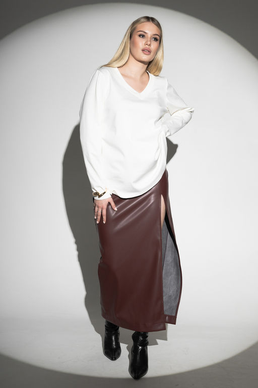 Лонгслив с V- образным вырезом