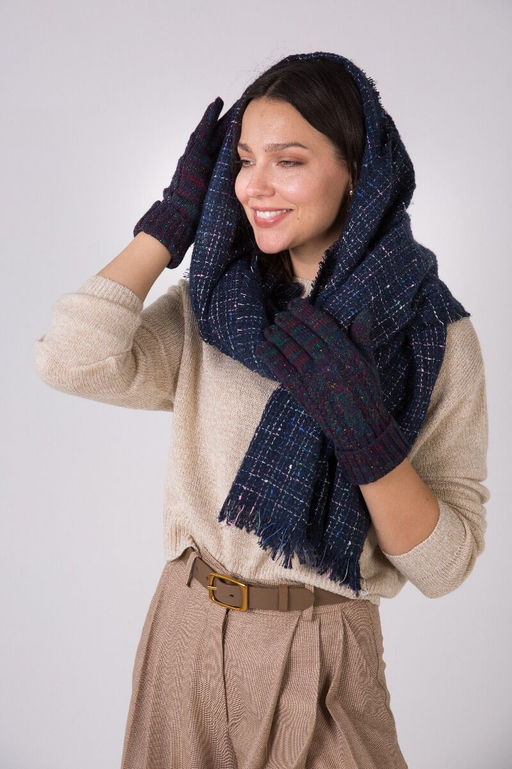 Элегантный палантин с люрексовой и буклированной нитями - Модные истории фото 5