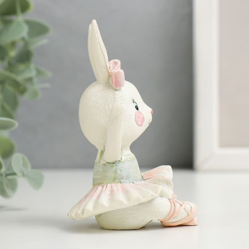 Фигурка полистоун Зайка-балерина, сидит, 8.5?5?5.5 см