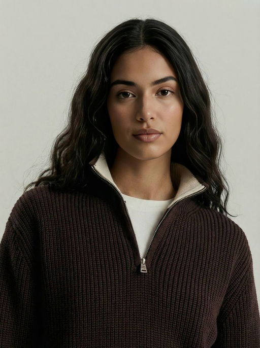 Свитер из плотного хлопка с воротником на молнии