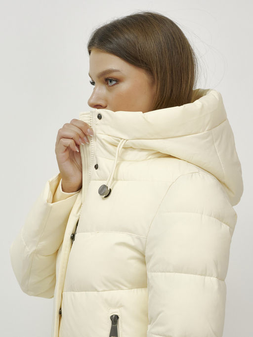 Пальто утепленное стеганное зимнее с капюшоном женское светло-бежевого цвета 9636_1SB - Mtforce фото 16