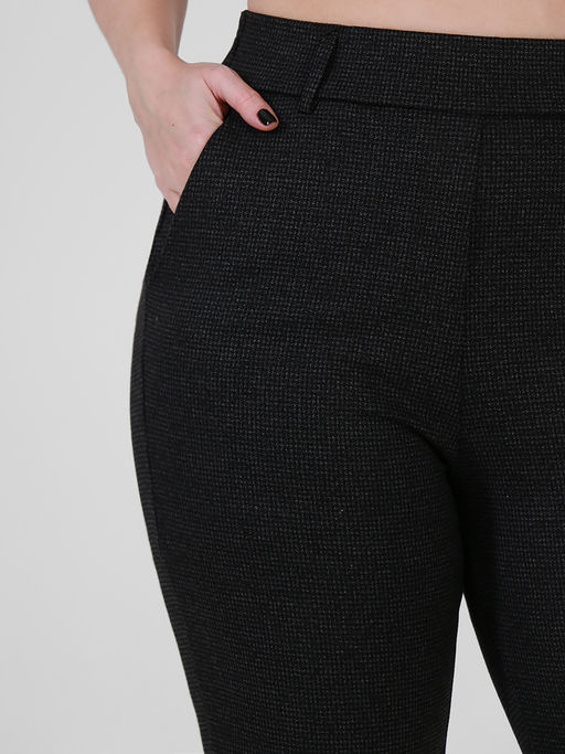 Брюки утепленные в мелкую клетку женские