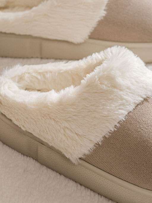 Pel?? Astarl? Kad?n Ev Terli?i