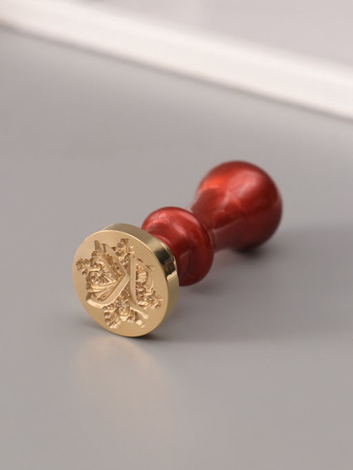 Печать для сургуча с пластиковой ручкой «Буква K на вензеле», 2.5×2.5×6.3 см