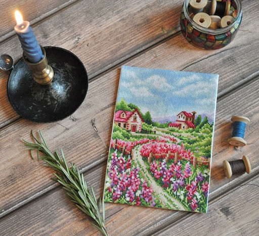 Набор для вышивания Сделай своими руками П-67 Пейзаж с люпинами 13.5 х 20 см