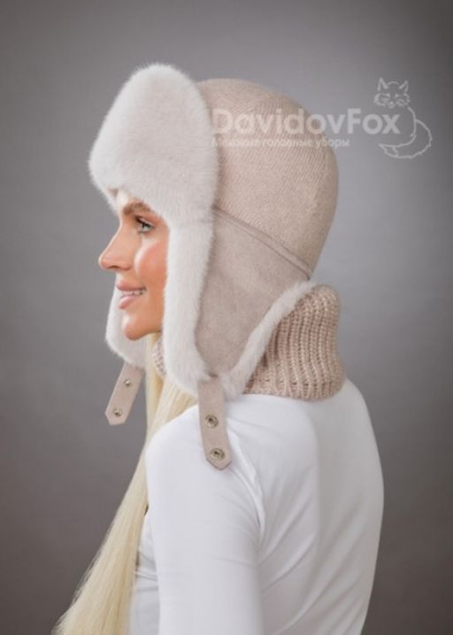 Комплект ушанка трикотаж экомех розовый жемчуг манишка