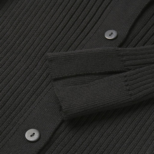 Джемпер женский на пуговицах MINAKU: Knitwear collection, чёрный, размер 46-48