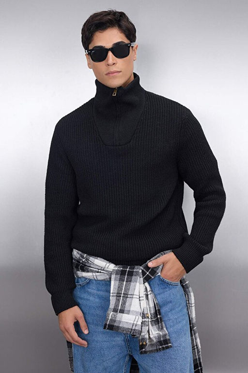 Siyah Regular Fit Y_nl_ Fermuarl_ Bal_k__ Yaka Triko Kazak TMNAW22KZ0347 - Trendyolmilla фото 2