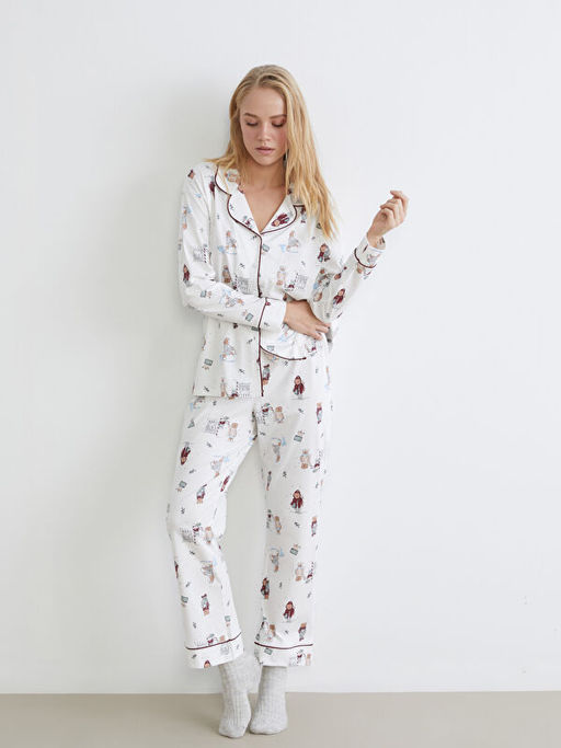 G?mlek Yaka Y?lba?? Temal? Kad?n Pijama Tak?m?