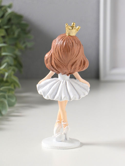 Фигурка полистоун «Малышка-принцесса, маленькая балерина», 6.5×5.5×15 см
