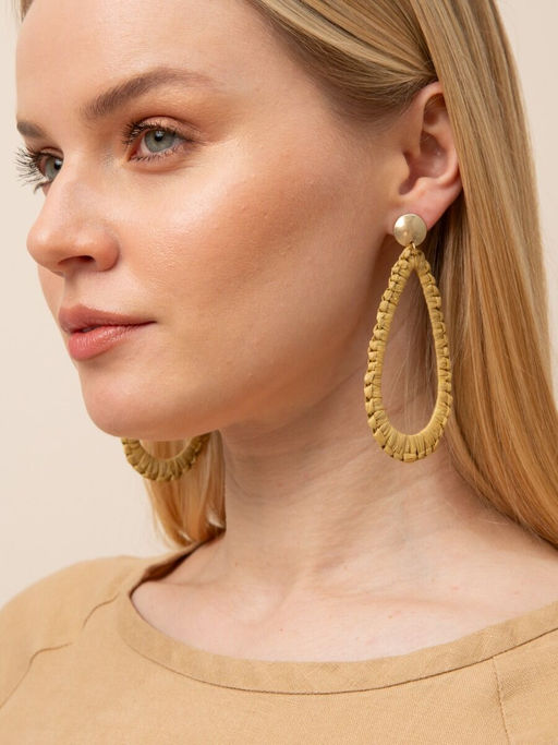 Серьги пусеты из целлюлозы и металла - Модные истории фото 4