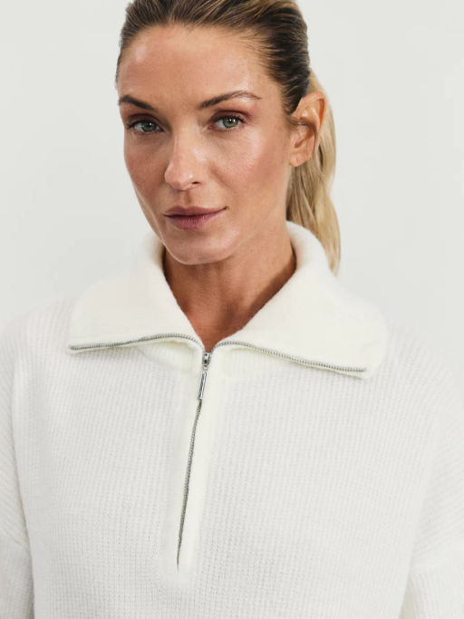 Джемпер на молнии с отложным воротником / Zarina