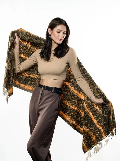 Яркий палантин с анималистичным принтом - Pretty mania фото 11