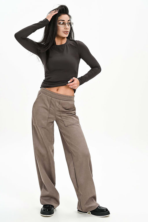 Брюки из мягкой эко замши